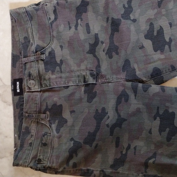 Hudson jeans. - Picture 7 of 14